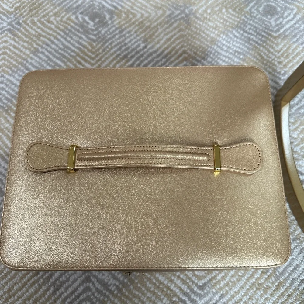 Estée Lauder Cosmetic Travel Box